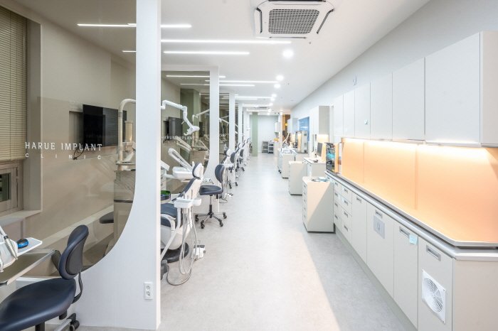 울산 잇몸뼈 부족 임플란트